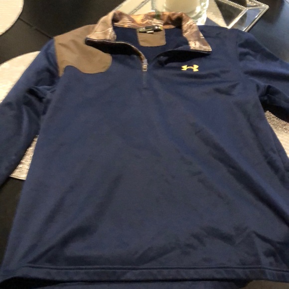 Under Armour Other - Men’s Under Armour Hunting Sweatshirt size Large
